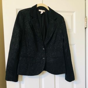 Chico’s black fitted jacket.